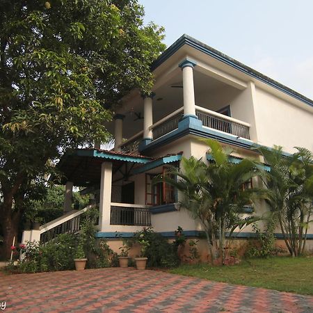 Serene Villa 帕纳吉 外观 照片